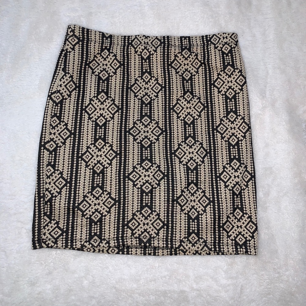 TRIBAL BLACK AND GOLD SKIRT